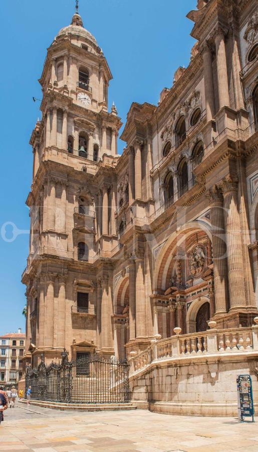 Апартаменты Modern Gem In Heart Of Malaga, Near Sights Rems Экстерьер фото